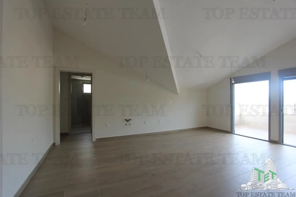 Apartment for Sale in Budva, Montenegro - foto 4