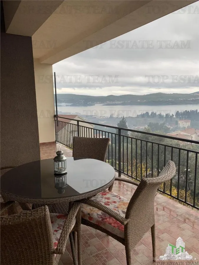 Apartament de vanzare in Tivat Muntenegru - foto 11