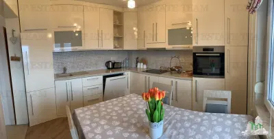 Apartament de vanzare in Tivat Muntenegru - foto 4