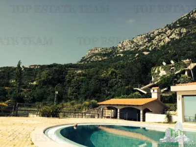 Villa for Sale in Budva, Montenegro - foto 5