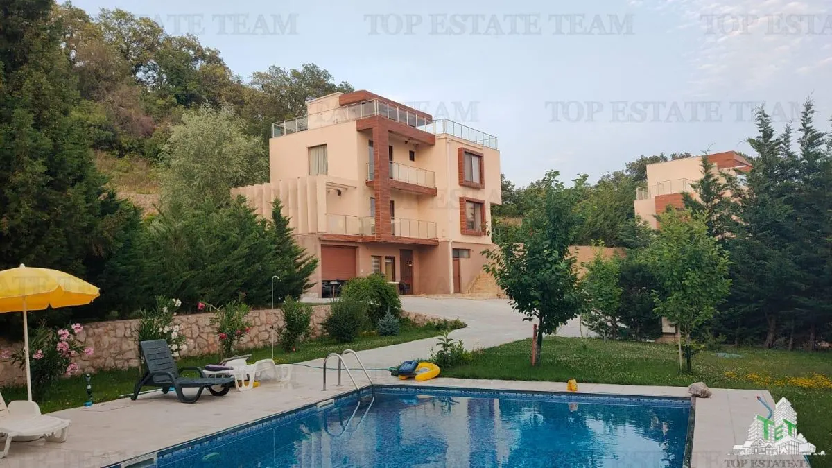 Vila de vanzare in Montenegro Muntenegru - foto 1