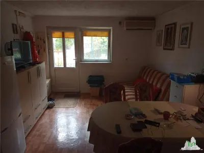 Casa de vanzare in Kotor Muntenegru - foto 2