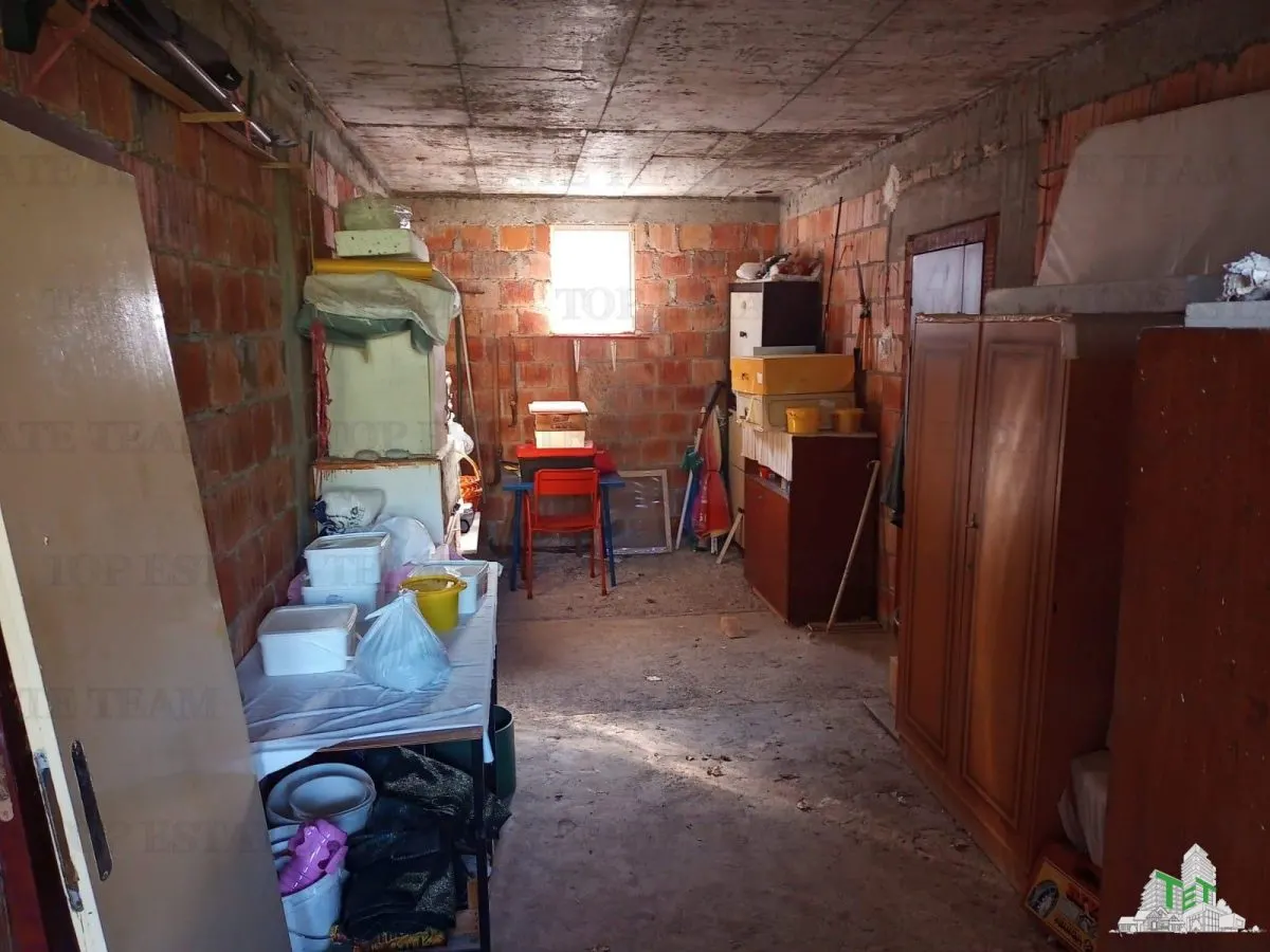 Casa de vanzare in Kotor Muntenegru - foto 12