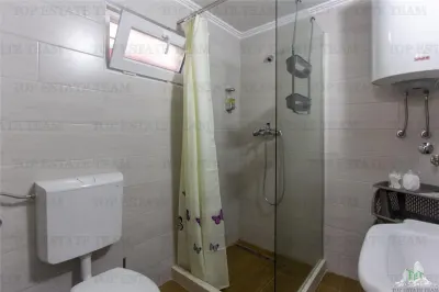 Casa de vanzare in Montenegro Muntenegru - foto 16