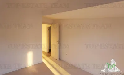 Apartament de vanzare in Tivat Muntenegru - foto 4