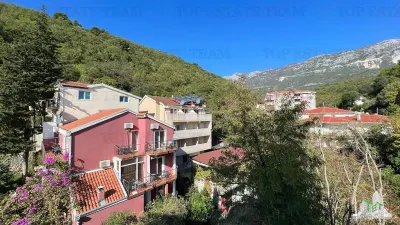 Apartment for Sale in Budva, Montenegro - foto 12