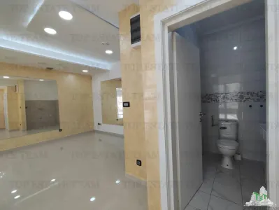 Spatiu comercial de vanzare in Budva Muntenegru - foto 4