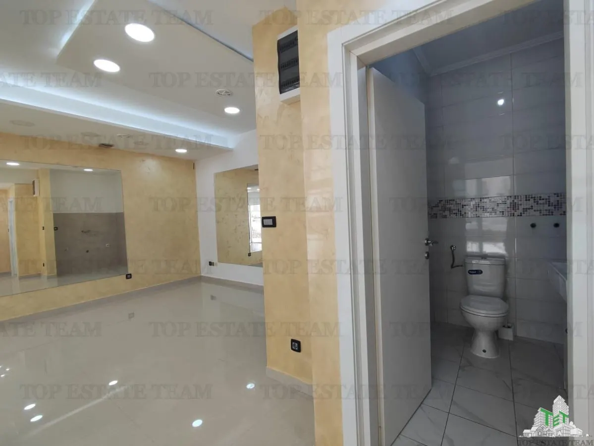 Spatiu comercial de vanzare in Budva Muntenegru - foto 4