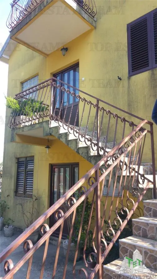 Casa de vanzare in Kotor Muntenegru - foto 7