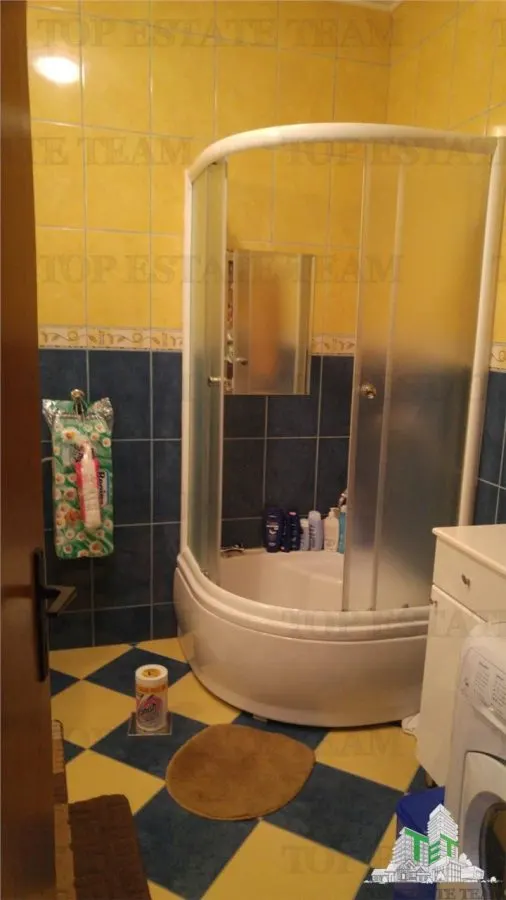Casa de vanzare in Kotor Muntenegru - foto 8