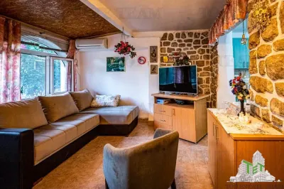 Casa de vanzare in Bar Muntenegru - foto 1