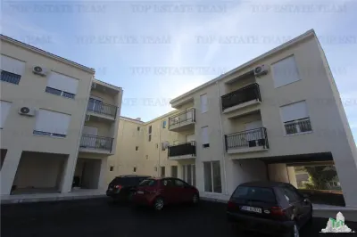 Apartament de vanzare in Tivat Muntenegru - Radanovici