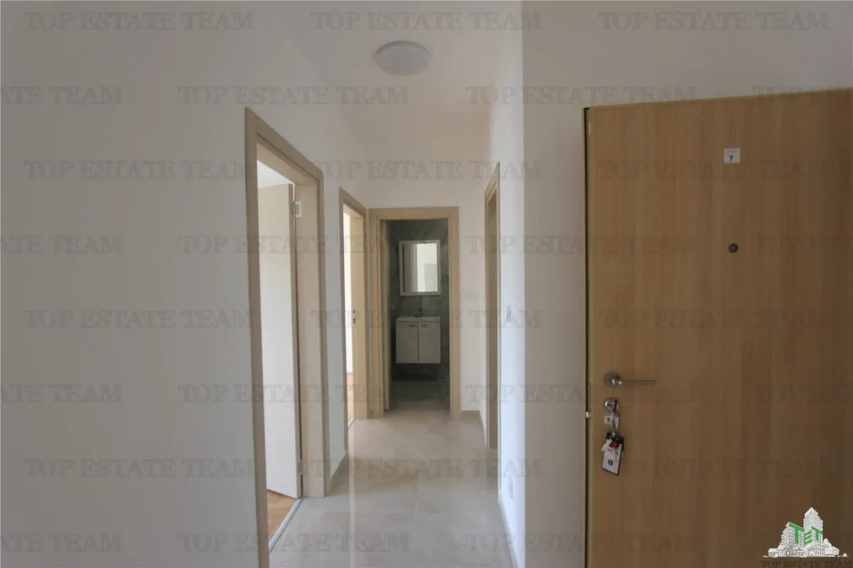 Apartment for Sale in Tivat, Montenegro - foto 2