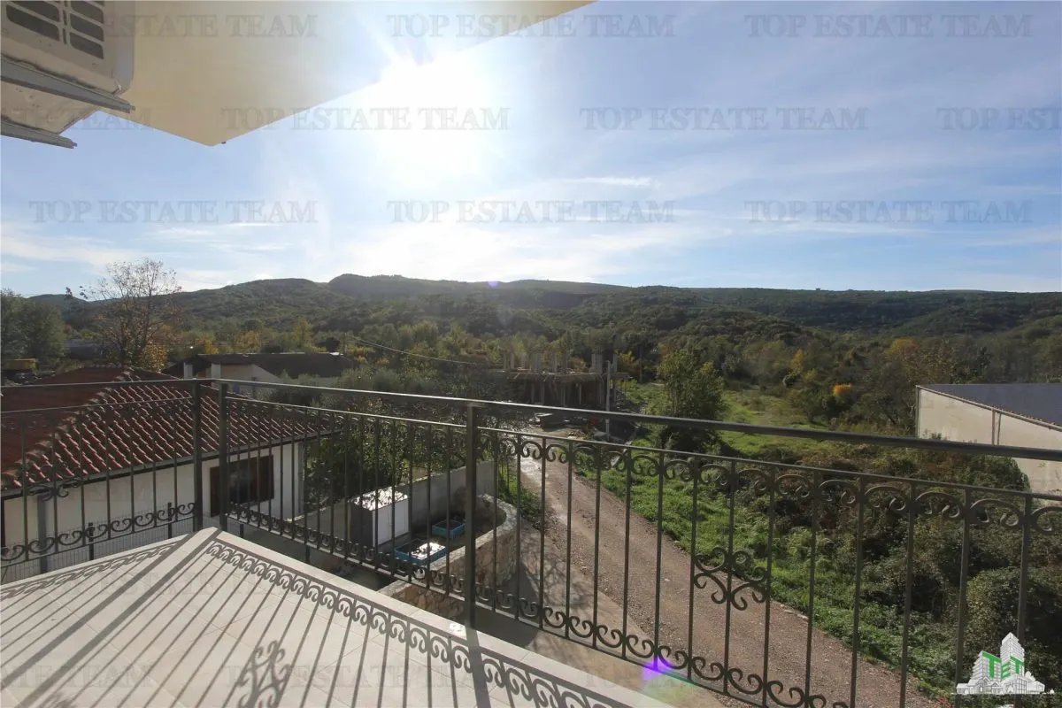 Apartment for Sale in Tivat, Montenegro - foto 10