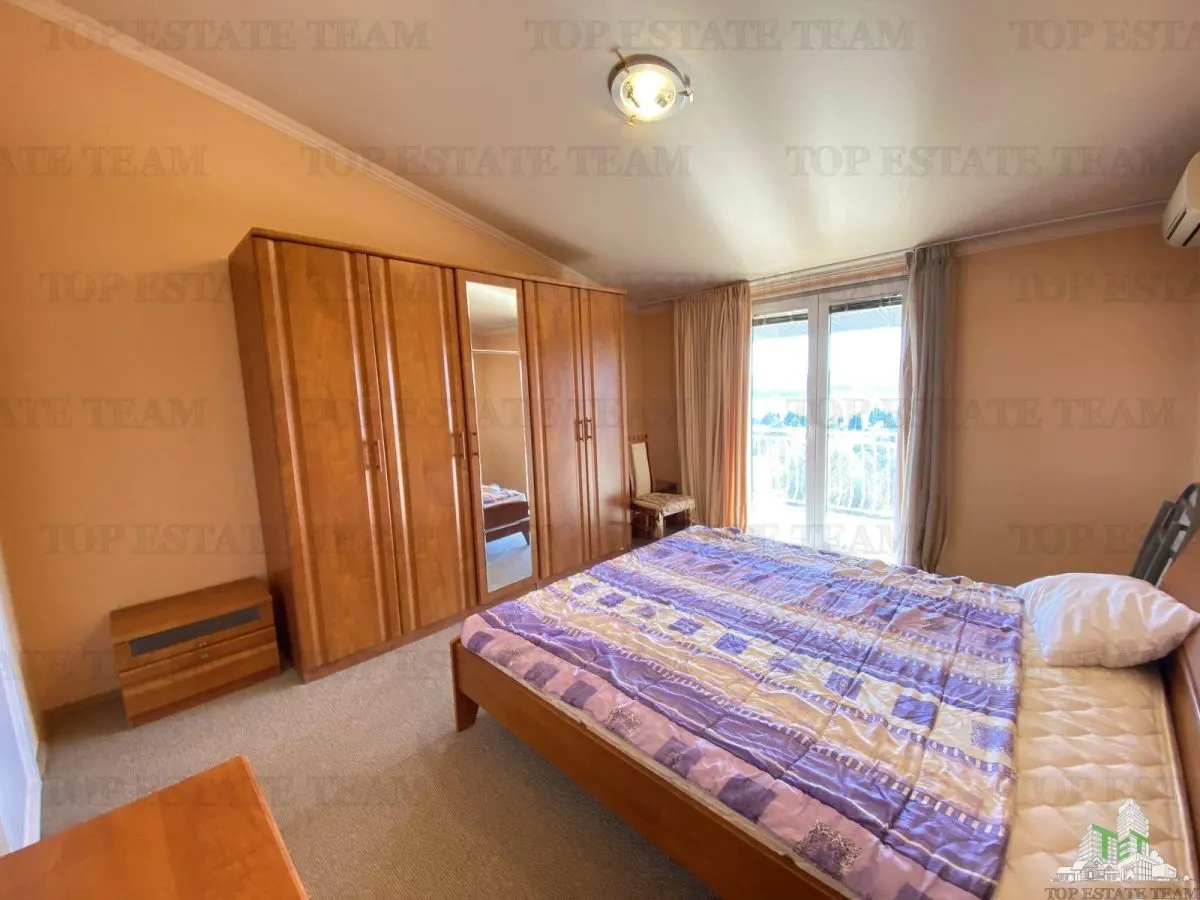 Villa for Sale in Tivat, Montenegro - foto 2