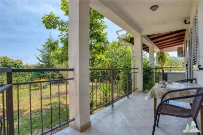 Villa en Venta en Herceg-Novi, Montenegro - foto 3