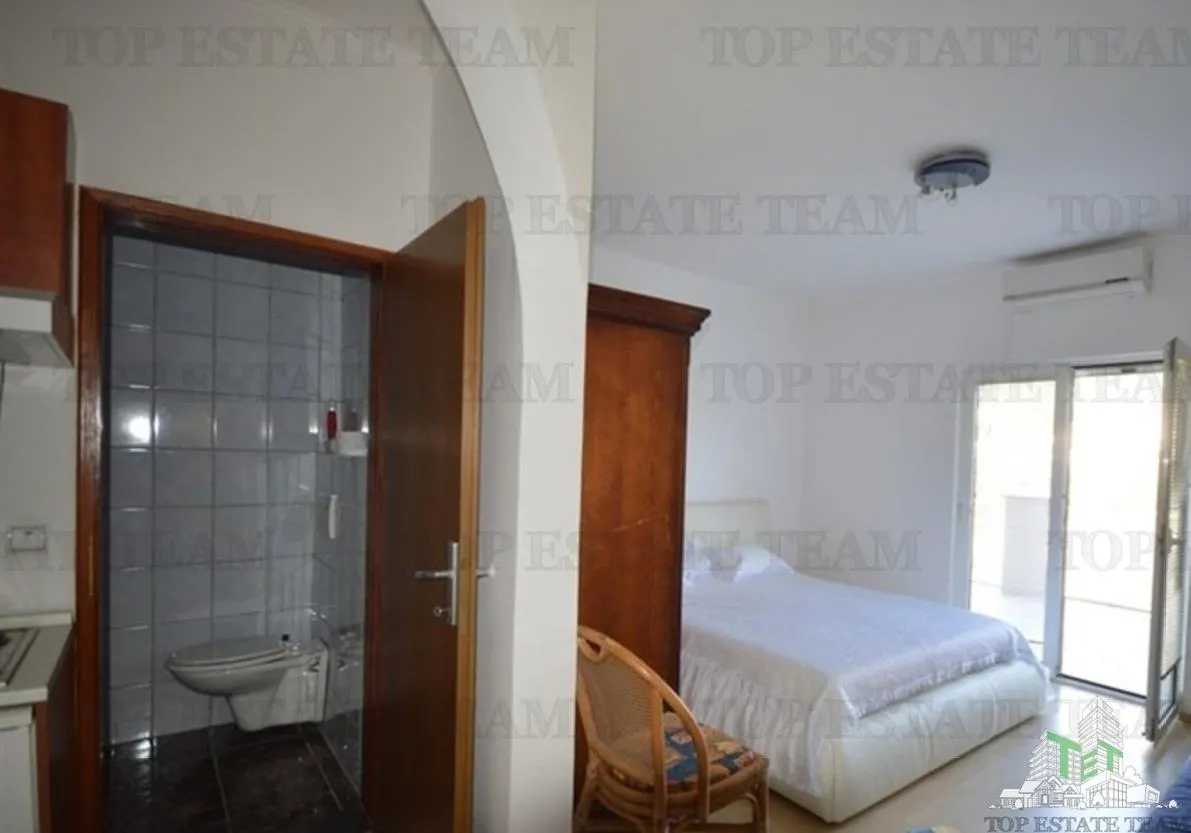 Villa for Sale in Herceg-Novi, Montenegro - foto 10