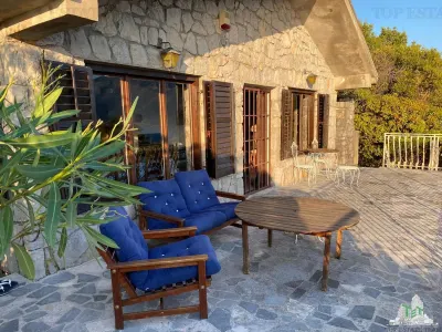 Casa de vanzare in Tivat Muntenegru - Krasici