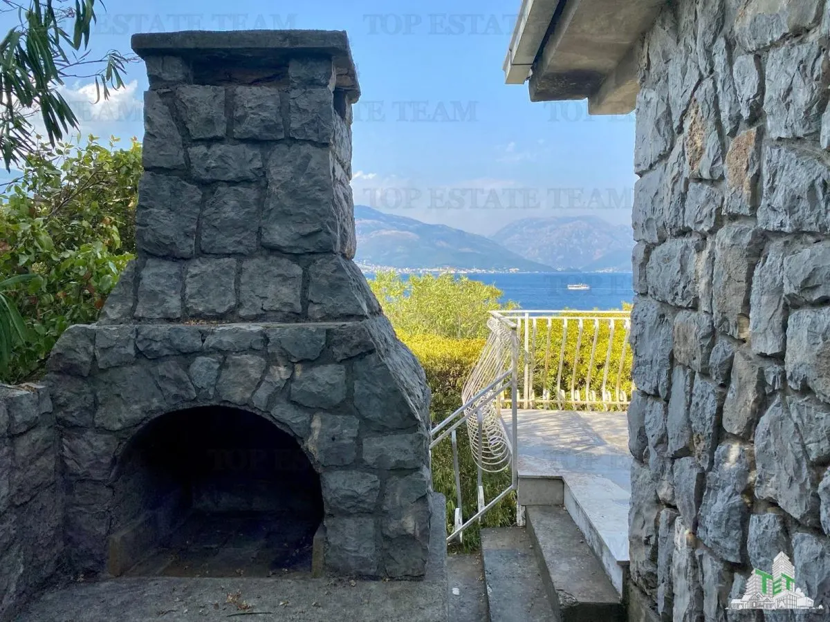 Casa de vanzare in Tivat Muntenegru - foto 11