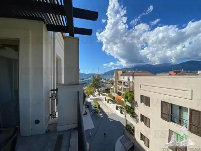 Apartament de vanzare in Tivat Muntenegru - foto 2