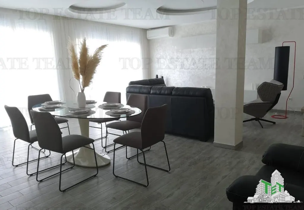Casa de vanzare in Kotor Muntenegru - foto 1
