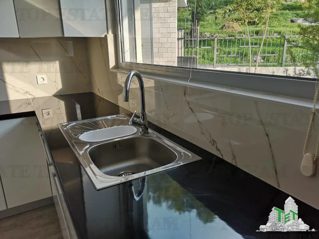 Casa de vanzare in Kotor Muntenegru - foto 6