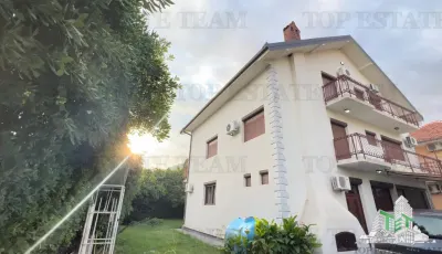 Casa de vanzare in Herceg-Novi Muntenegru - foto 19