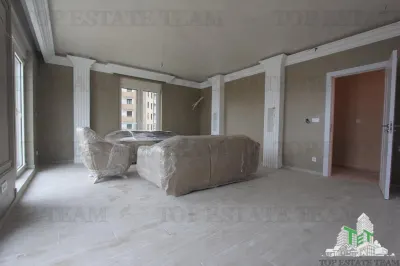 Apartamento en Venta en Budva, Montenegro - Becici