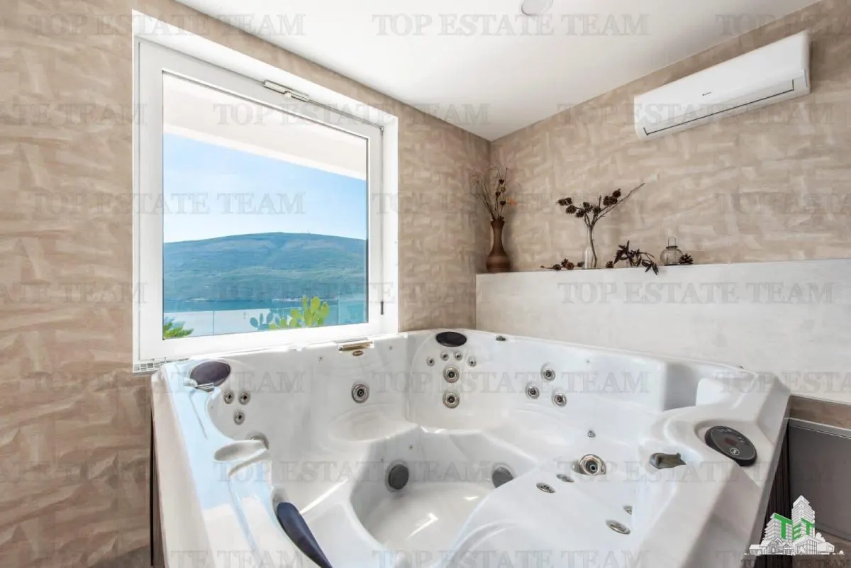Vila de vanzare in Herceg-Novi Muntenegru - foto 14