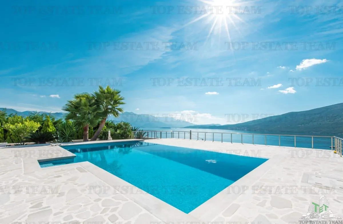 Vila de vanzare in Herceg-Novi Muntenegru - foto 21
