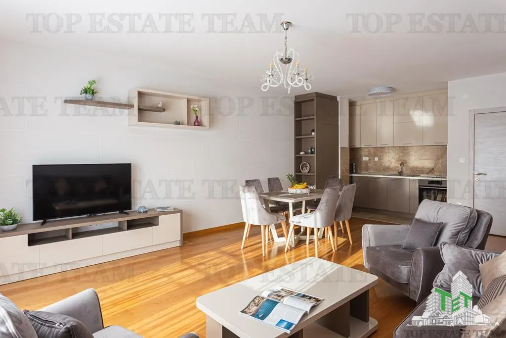 Apartamento en Venta en Budva, Montenegro - foto 1