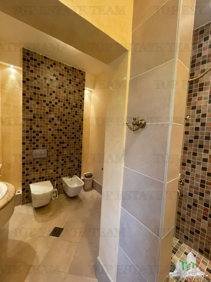 Casa de vanzare in Kotor Muntenegru - foto 9
