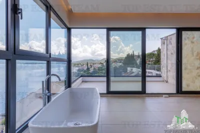 Vila de vanzare in Tivat Muntenegru - foto 2