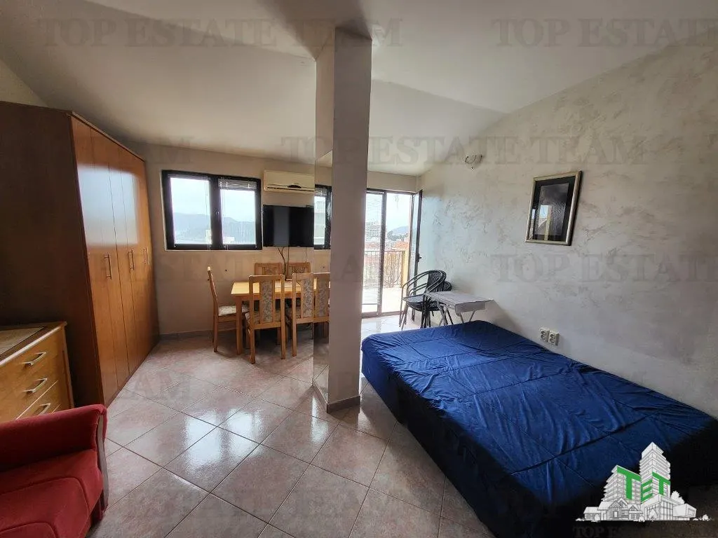 Apartment for Sale in Budva, Montenegro - foto 3