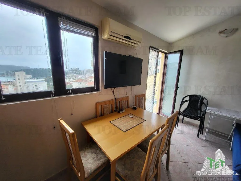 Apartment for Sale in Budva, Montenegro - foto 4