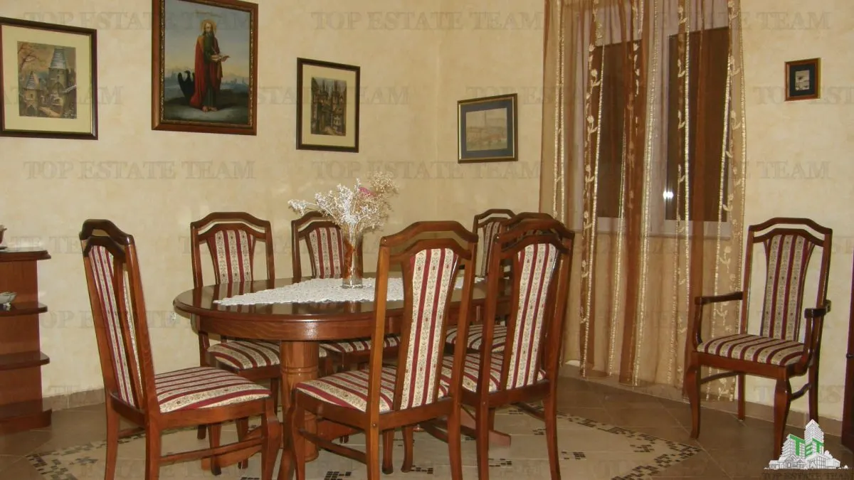 Villa for Sale in Kotor, Montenegro - foto 2