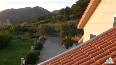 Villa for Sale in Kotor, Montenegro - foto 14