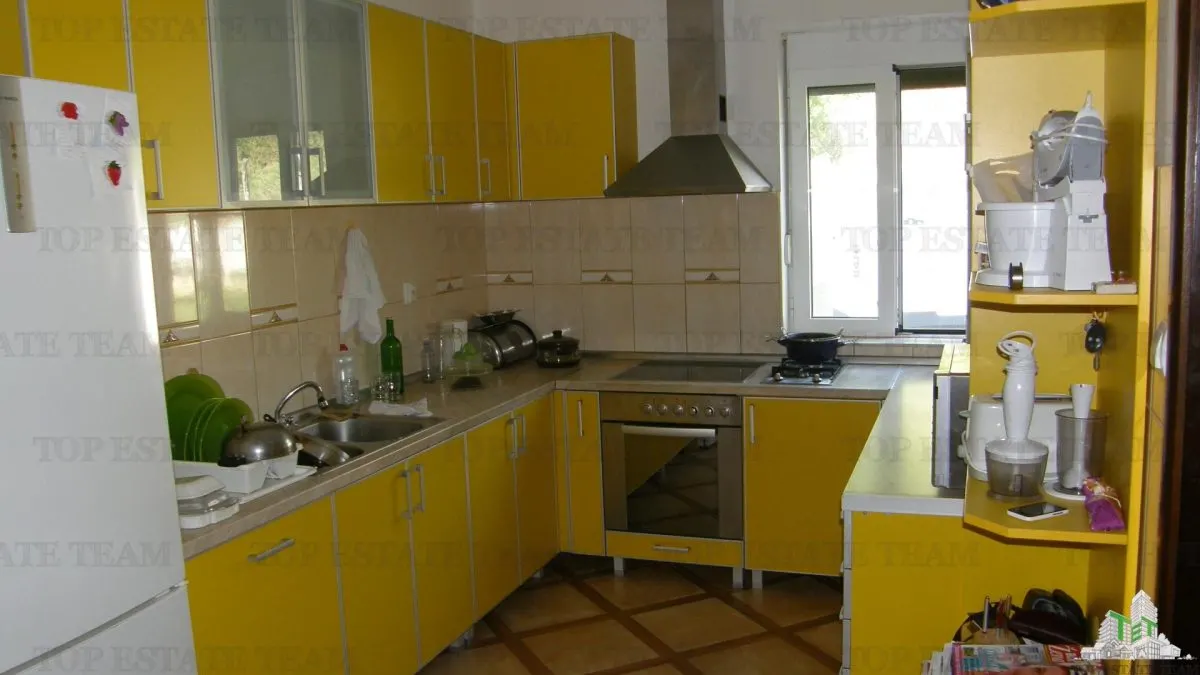 Villa for Sale in Kotor, Montenegro - foto 4