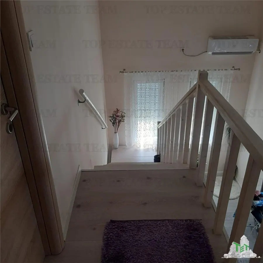 Villa en Venta en Bar, Montenegro - foto 11