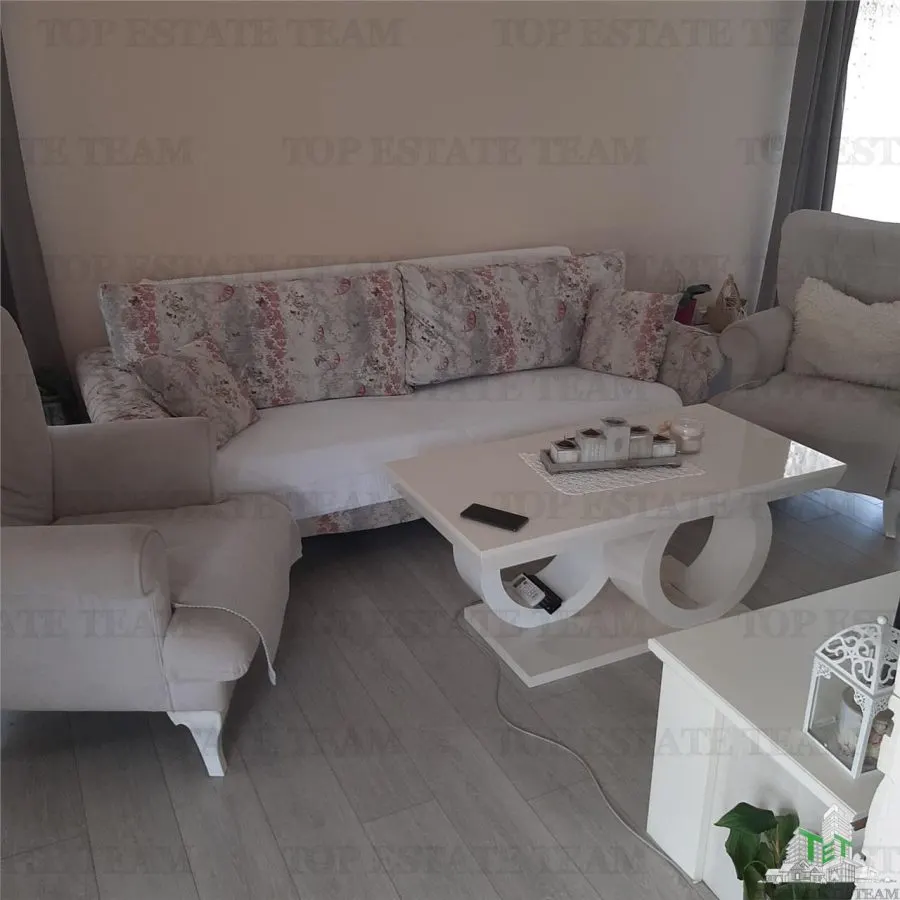 Villa en Venta en Bar, Montenegro - foto 3