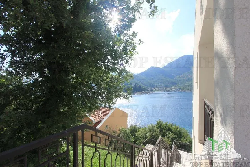 Apartamento en Venta en Tivat, Montenegro - foto 11