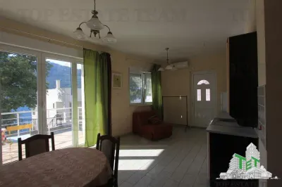 Apartamento en Venta en Tivat, Montenegro - foto 6