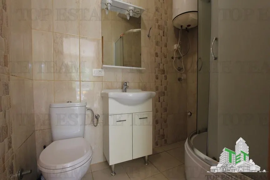 Apartamento en Venta en Tivat, Montenegro - foto 9