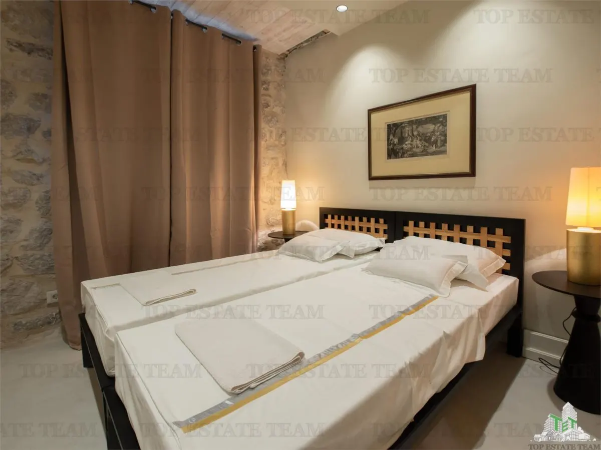 Hotel de vanzare in Kotor Muntenegru - foto 7