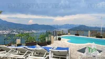 Vila de vanzare in Herceg-Novi Muntenegru - foto 1