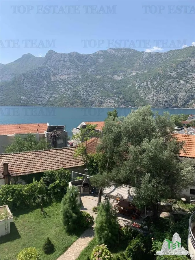 Apartament de vanzare in Kotor Muntenegru - foto 1
