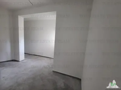 Apartment for Sale in Herceg-Novi, Montenegro - foto 5
