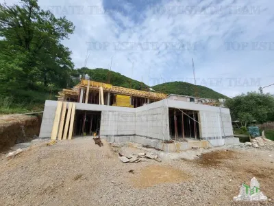 Apartament de vanzare in Herceg-Novi Muntenegru - foto 2