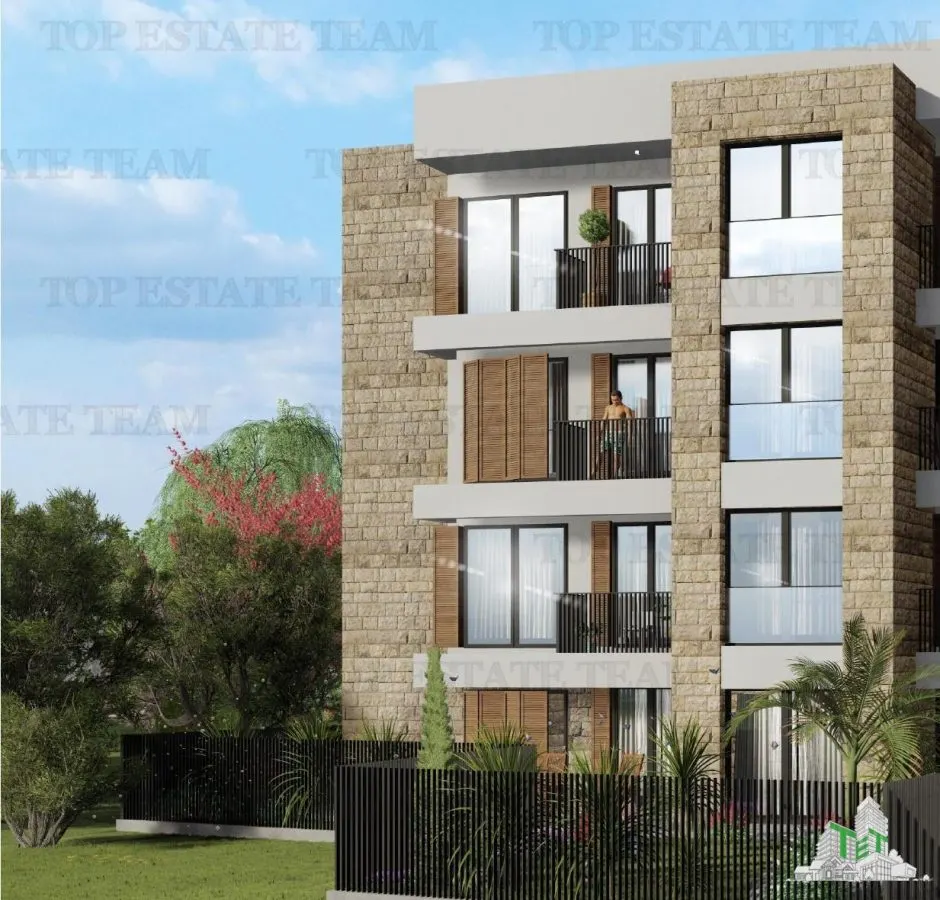Apartamento en Venta en Herceg-Novi, Montenegro - foto 1