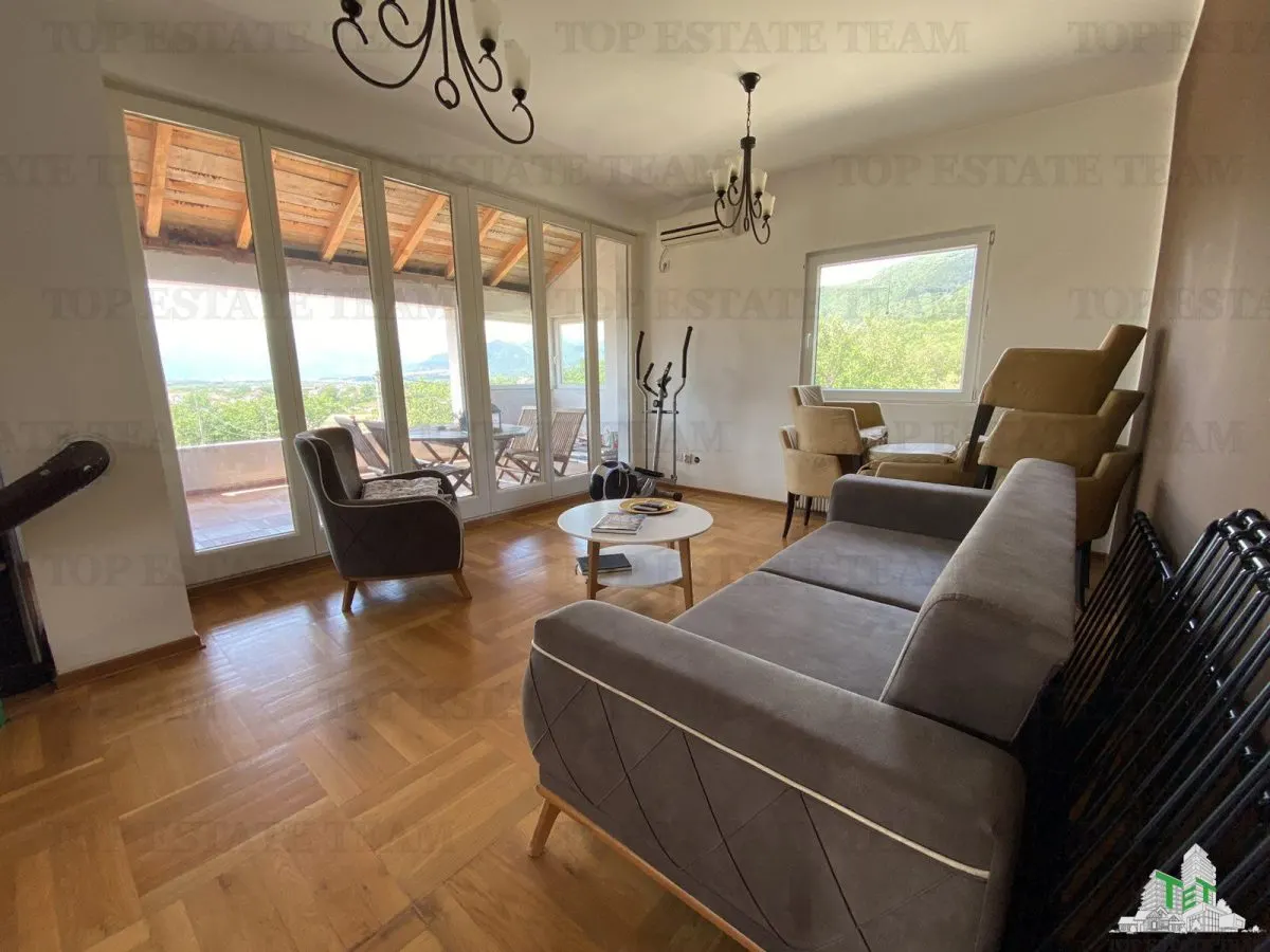 Casa de vanzare in Kotor Muntenegru - foto 2
